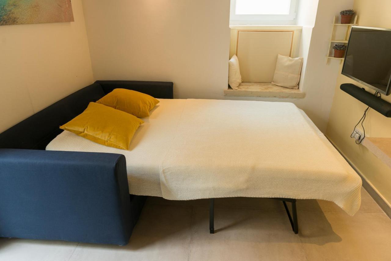 Authentic Gf Apartment With Terrace At The 3 Cities Marina Cospicua Екстериор снимка