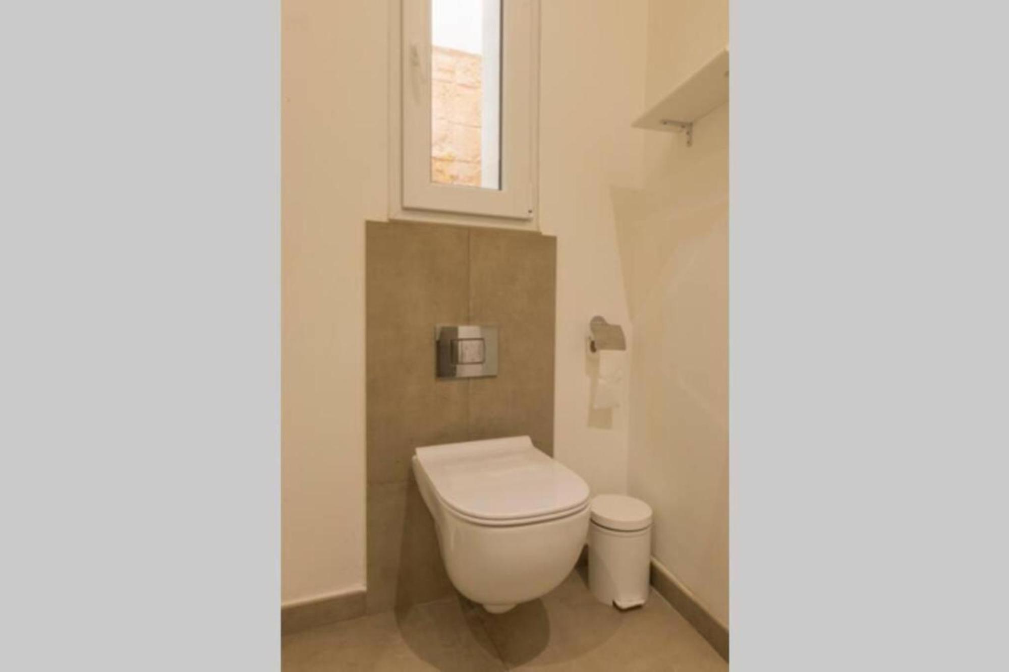 Authentic Gf Apartment With Terrace At The 3 Cities Marina Cospicua Екстериор снимка
