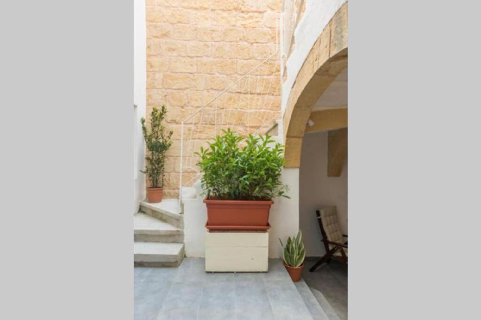 Authentic Gf Apartment With Terrace At The 3 Cities Marina Cospicua Екстериор снимка