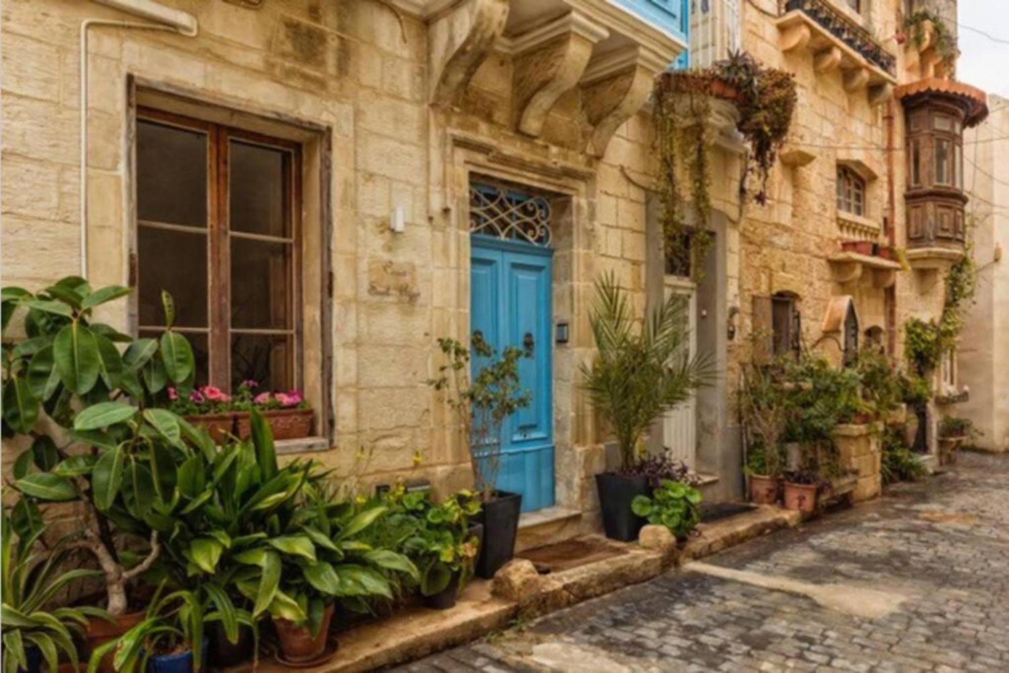Authentic Gf Apartment With Terrace At The 3 Cities Marina Cospicua Екстериор снимка